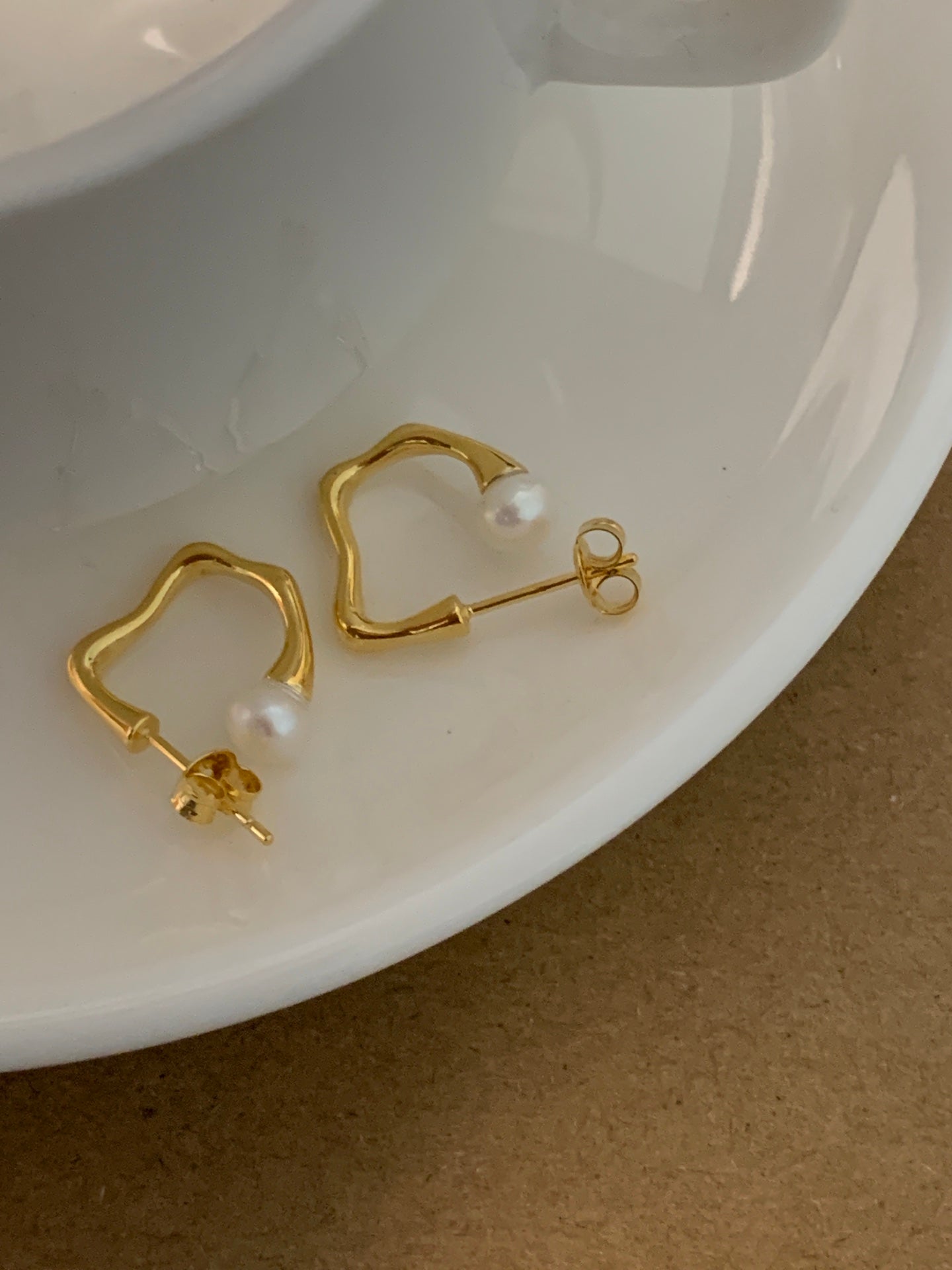 Wave Pearl Earrings