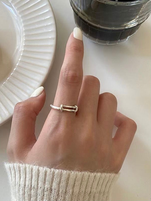 Double Buckle Ring